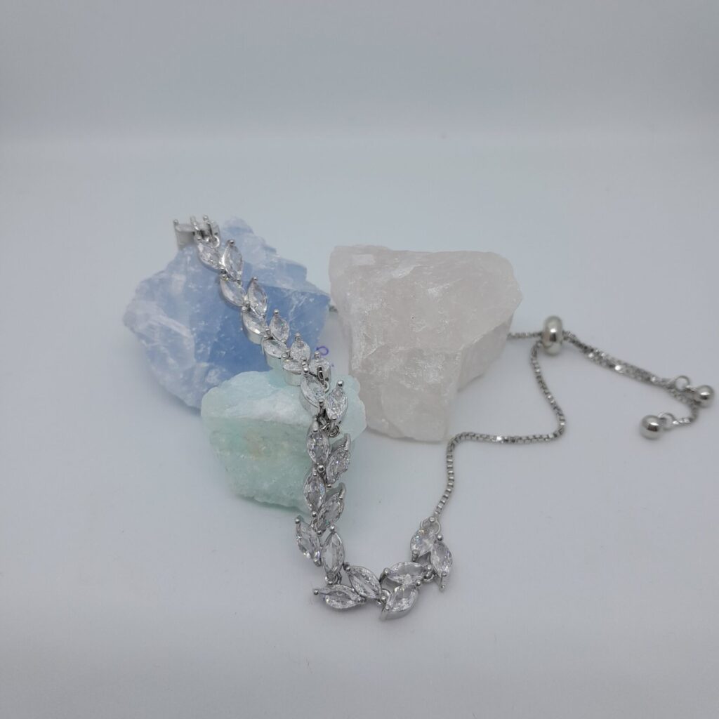 verstelbare armband met blaadjes